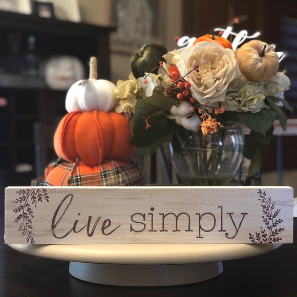CLEARANCE❗️Live Simply Wood Farmhouse Tabletop Decor - Picture 3 of 7